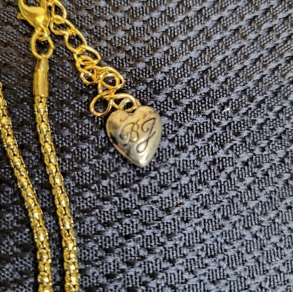 Betsey Johnson heart necklace NWT multi color heart - Picture 6 of 10